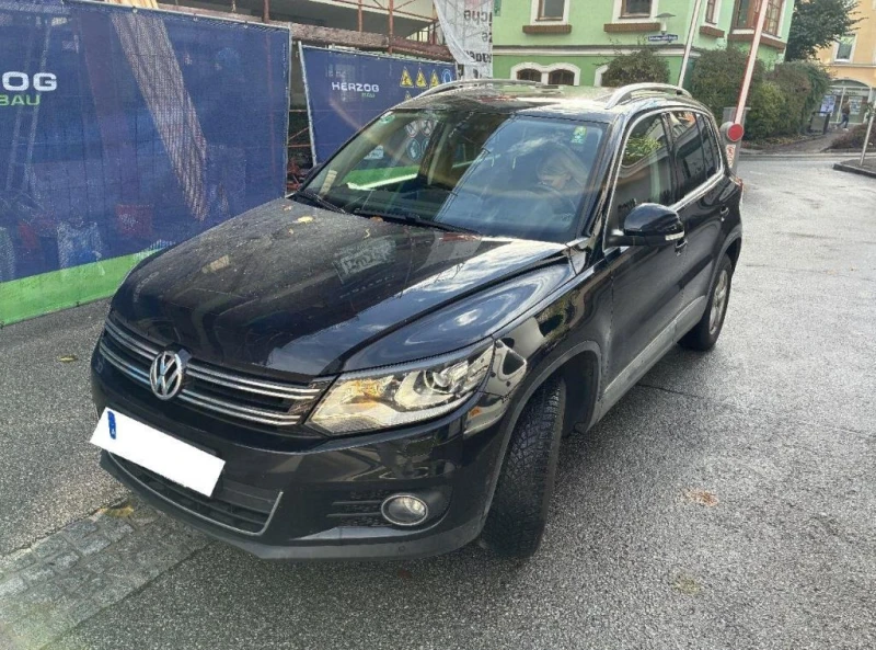 VW Tiguan 2.0 TDI Австрия НАВИ ПАНО АВТОМАТ КОЖА ЛЕД 4М Р.КМ
