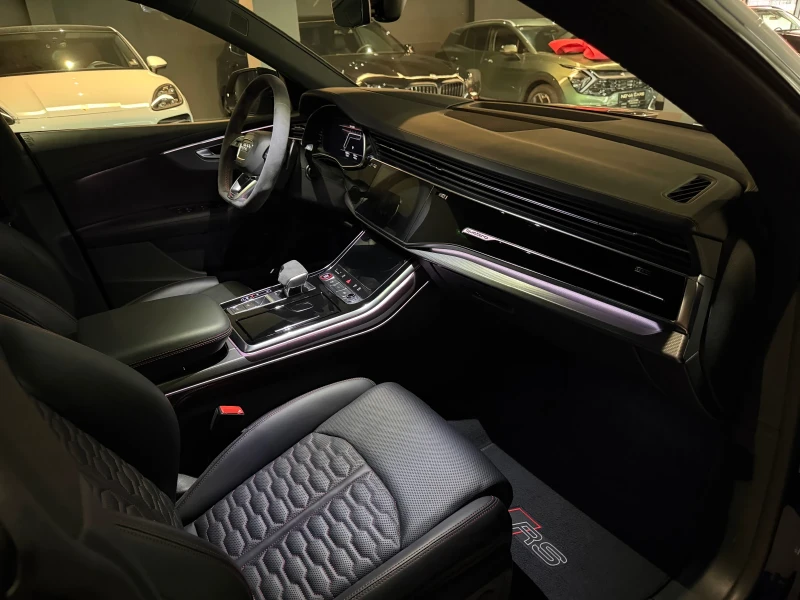 Audi RSQ8, снимка 14 - Автомобили и джипове - 52364206