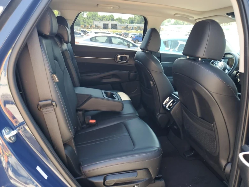 Kia Sorento S* Подгрев* Камера* Панорама, снимка 10 - Автомобили и джипове - 52726639