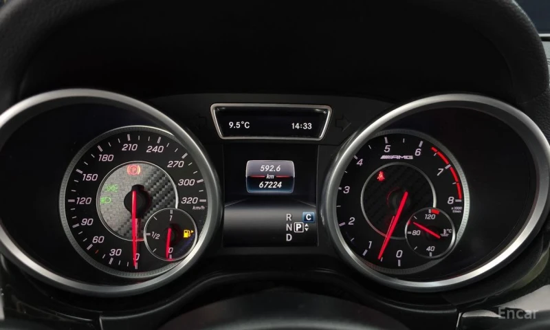 Mercedes-Benz GLE 63 AMG, снимка 8 - Автомобили и джипове - 53020127