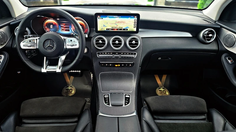 Mercedes-Benz GLC 220 AMG/FACE/4MAT/DIGITAL/DISTR/360CAM/AIR/CAR PLAY/LI, снимка 9 - Автомобили и джипове - 53531858