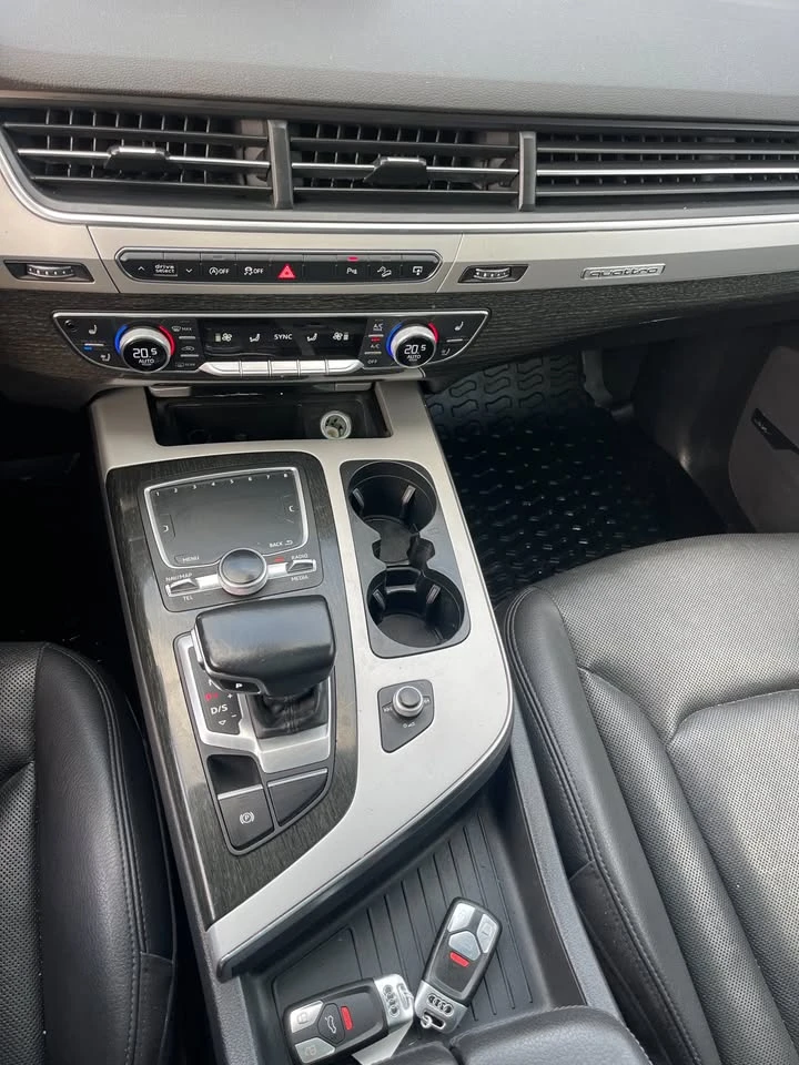 Audi Q7 * S-LINE* HeadUp* QUATTRO* АвтоКредит(ЦЕНА ДО БГ) - изображение 10
