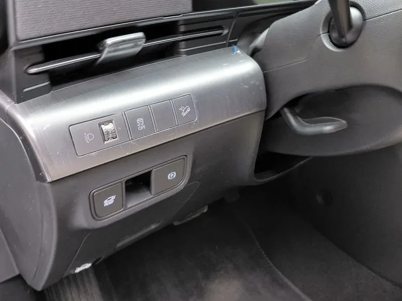 Hyundai Kona 1.6 TURBO 4WD PREMIUM, снимка 16 - Автомобили и джипове - 54836728