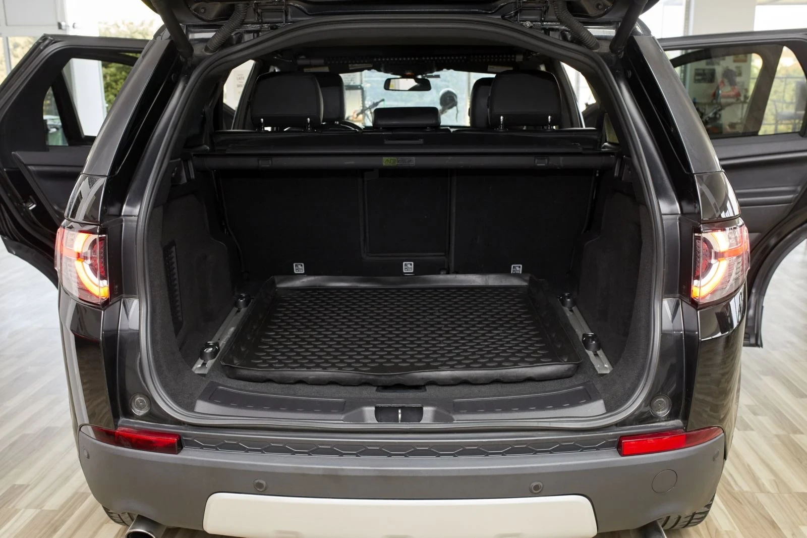 Land Rover Discovery Sport HSE LUXURY 240к.с бензин - изображение 7