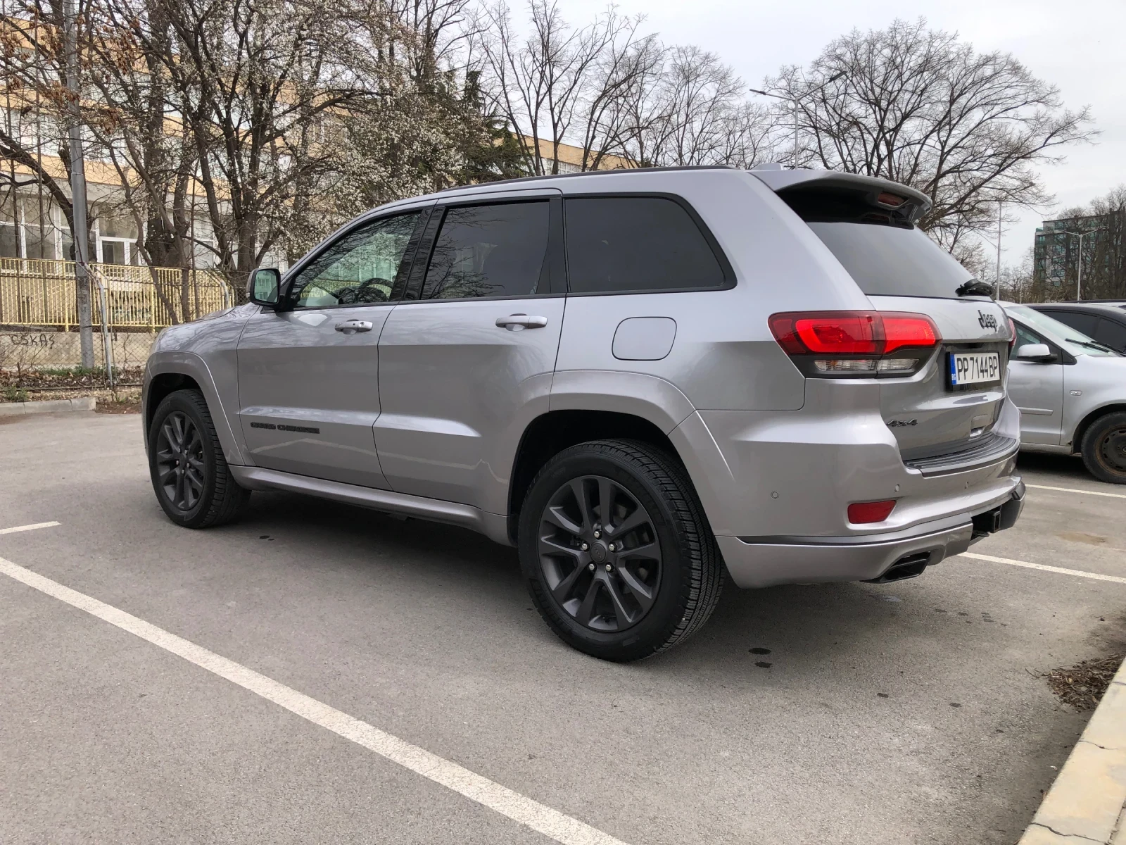 Jeep Grand cherokee High Altitude II всички екстри - изображение 10