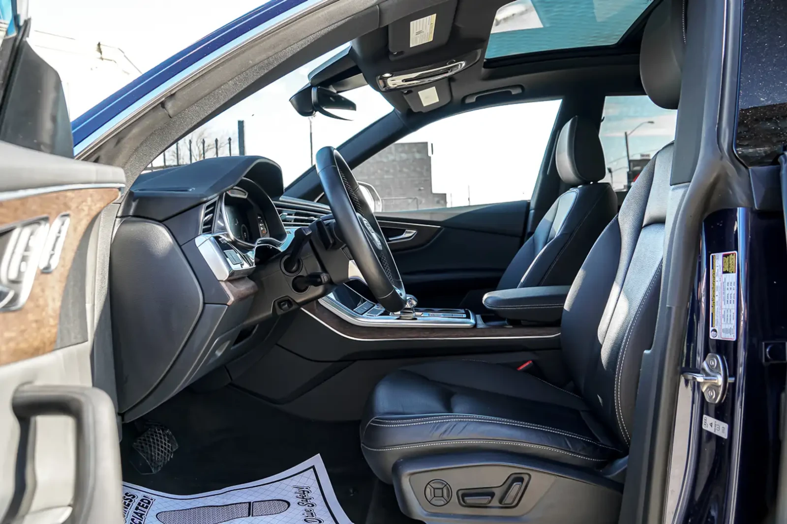 Audi Q8 S-LINE, PANORAMA, ПОДГРЕВИ, ОБДУХВАНЕ, 360*  - изображение 8