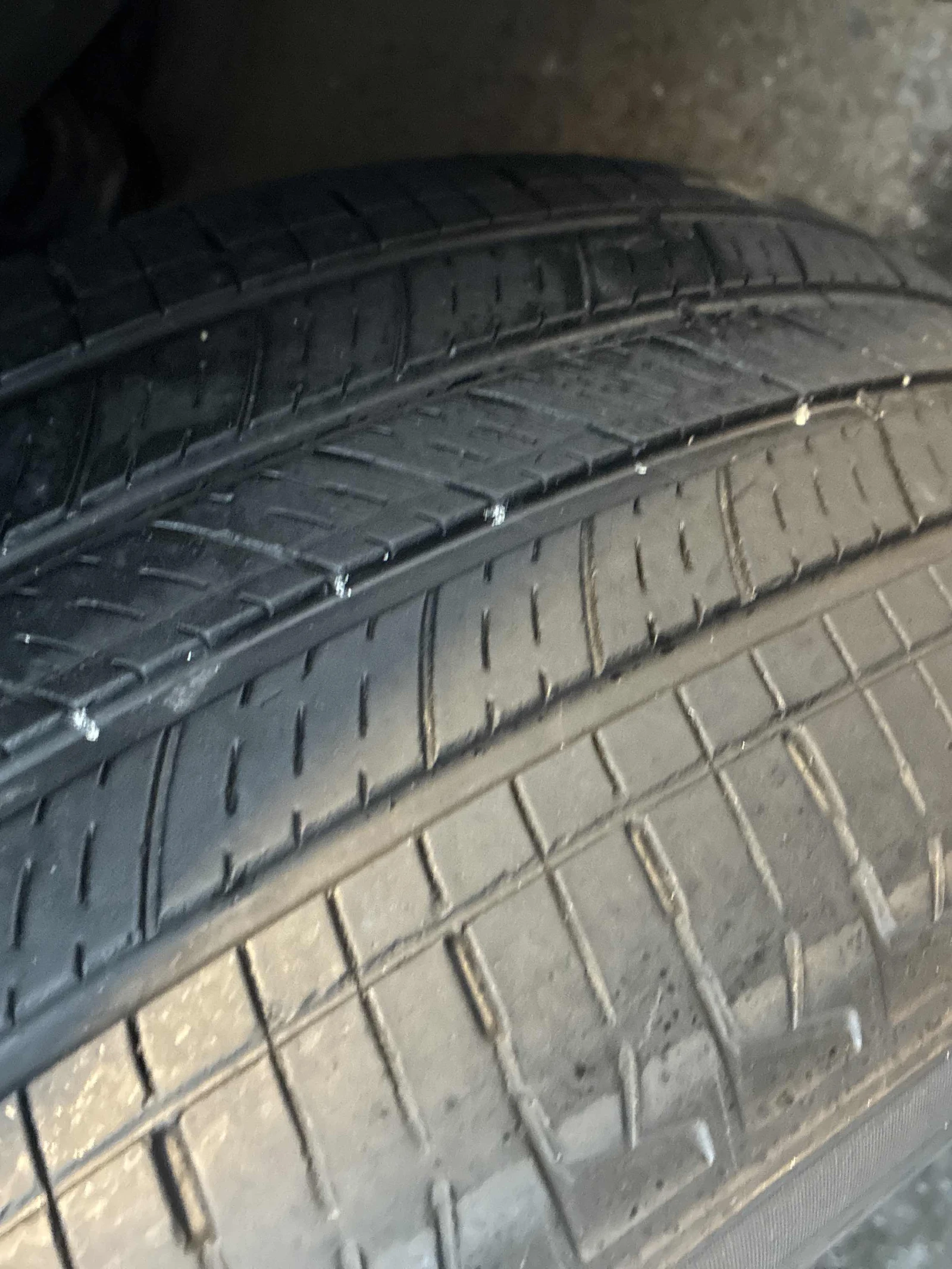 Toyota Rav4 2.5L 4cyl AWD - изображение 4