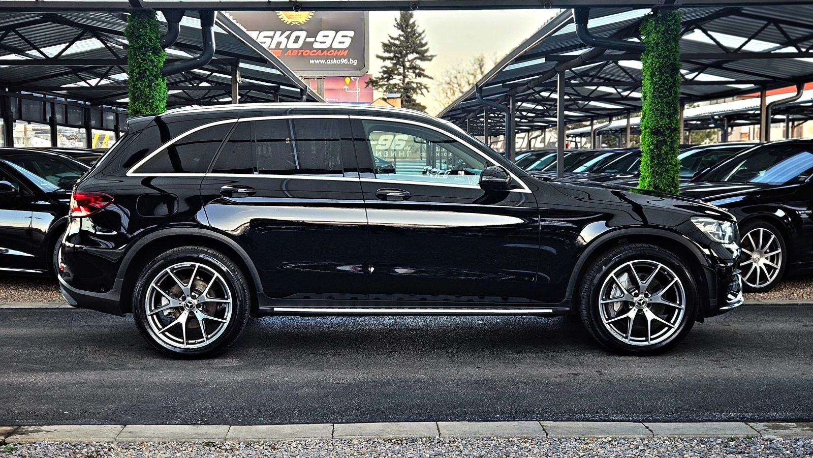 Mercedes-Benz GLC 220 AMG/FACE/4MAT/DIGITAL/DISTR/360CAM/AIR/CAR PLAY/LI - изображение 4