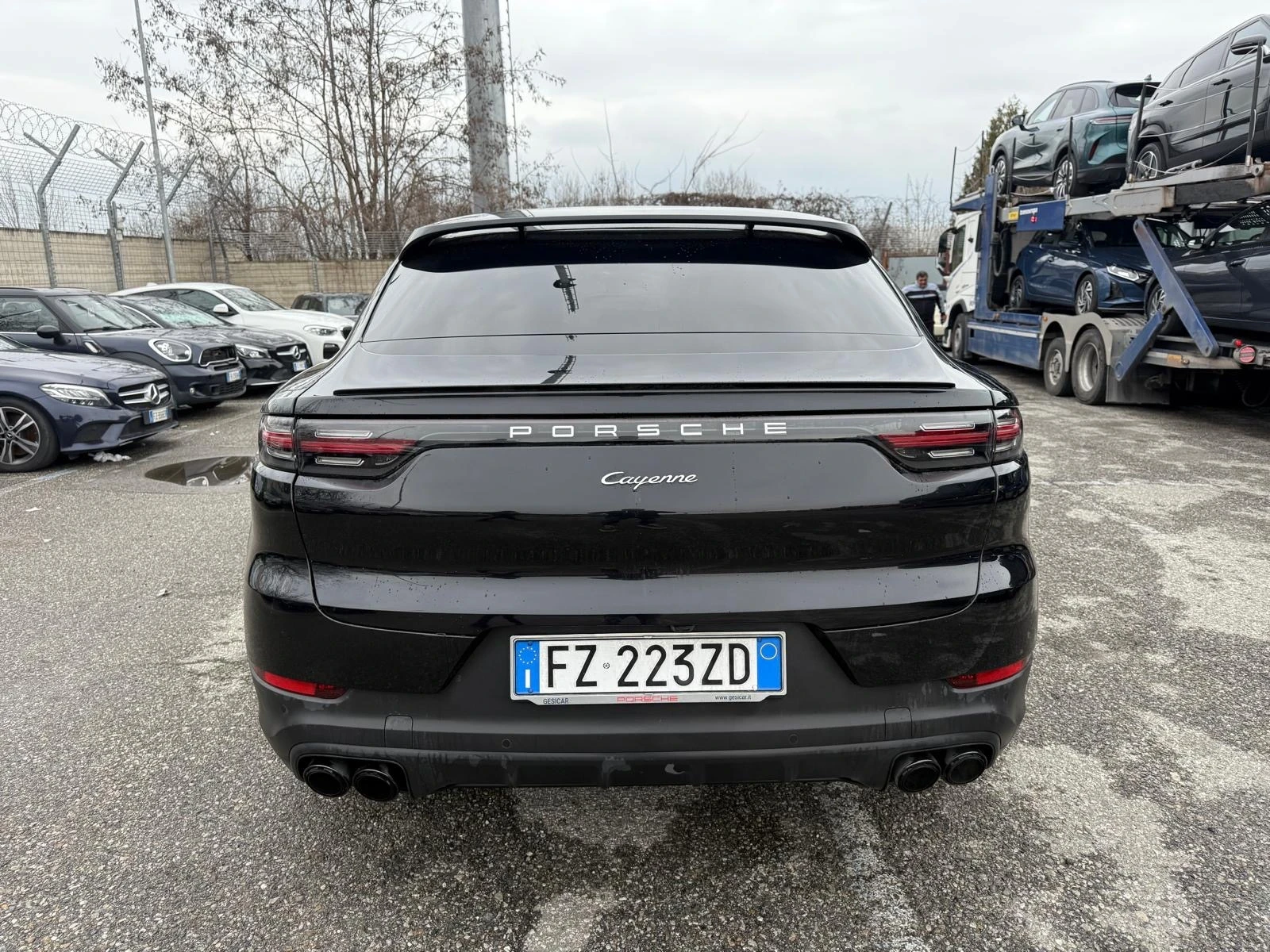 Porsche Cayenne COUPE / CHRONO / ПАНОРАМА / КАМЕРА, снимка 4 - Автомобили и джипове - 53803104