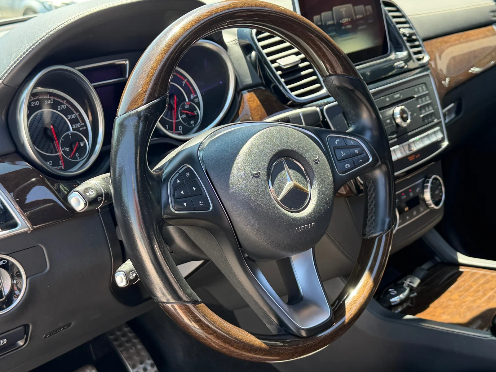 Mercedes-Benz GLE 63 S AMG 6.3s//AMG//��� | Mobile.bg � ����������� 11