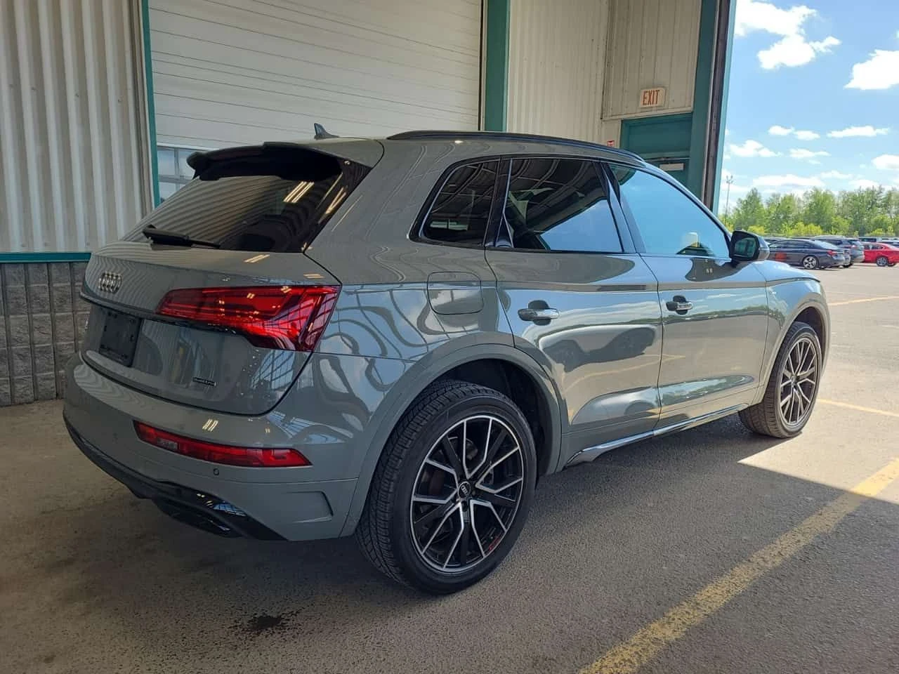 Audi Q5 S LINE/PROGRESSIV /НАРДО/ПАНО/CARFAX/ФИНАНСИРАНЕ, снимка 3 - Автомобили и джипове - 54673154