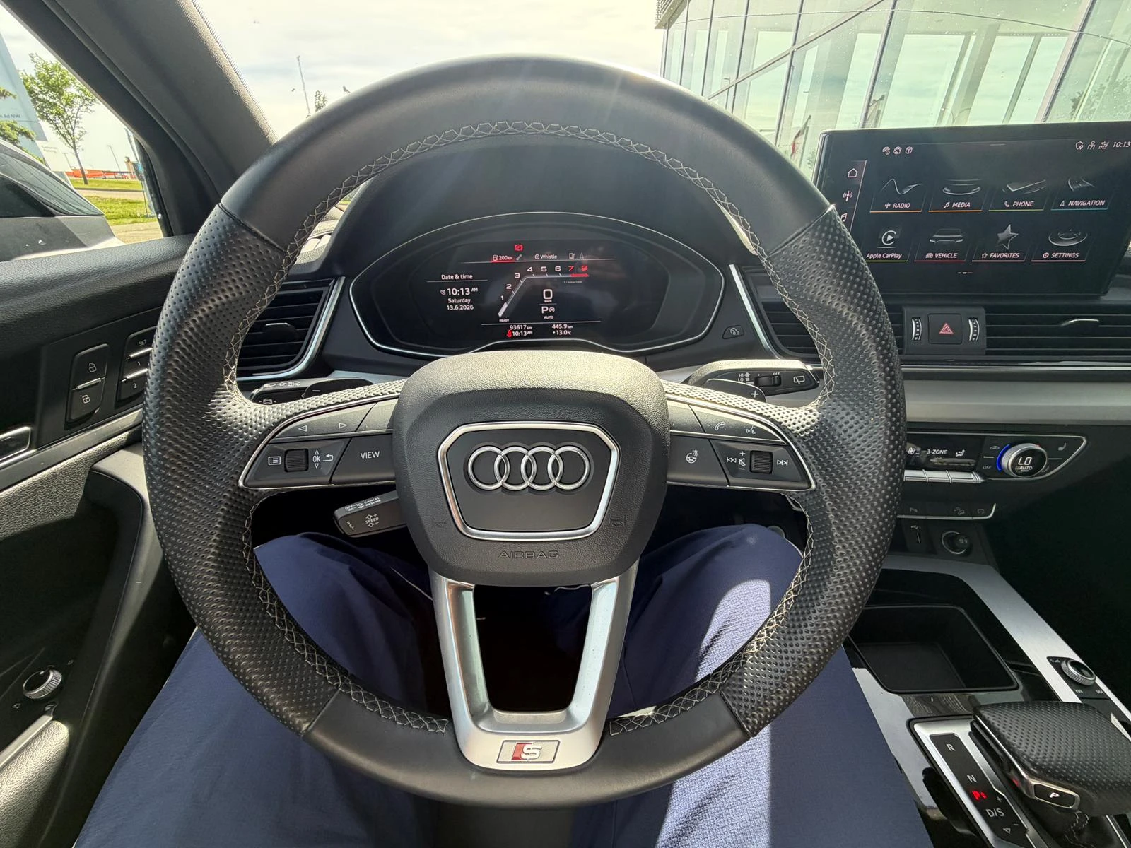 Audi Q5 Progressiv * BLACK PACKAGE * Keyless * CARFAX, снимка 13 - Автомобили и джипове - 55073563