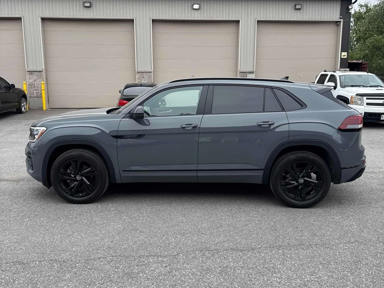 VW Atlas R-Line Black Edition/2 �����/����/CARFAX/ | Mobile.bg � ����������� 2