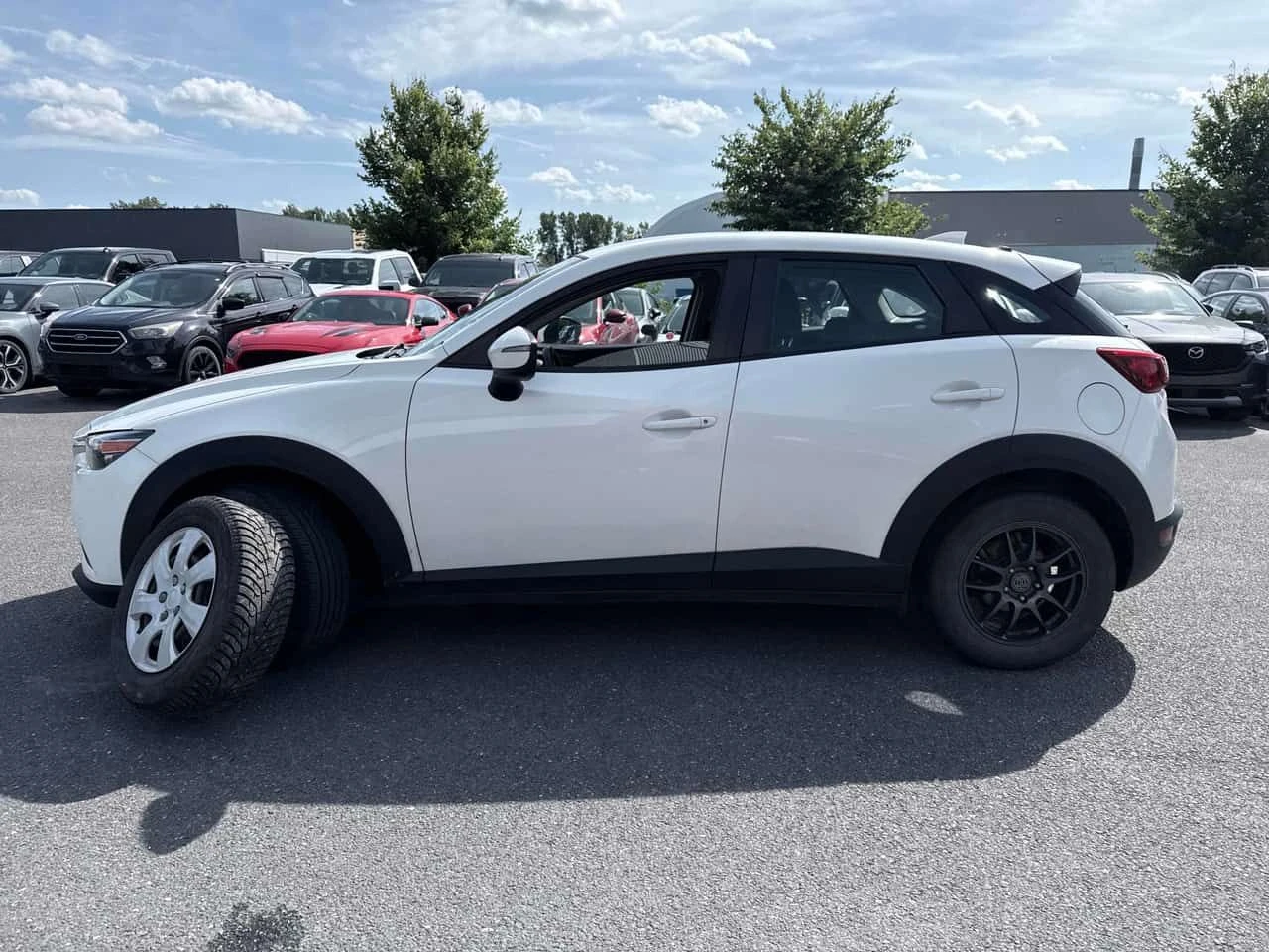 Mazda CX-3 * GX * CARFAX * БЕЗ ПЪРВОНАЧАЛНА ВНОСКА, снимка 2 - Автомобили и джипове - 55415071
