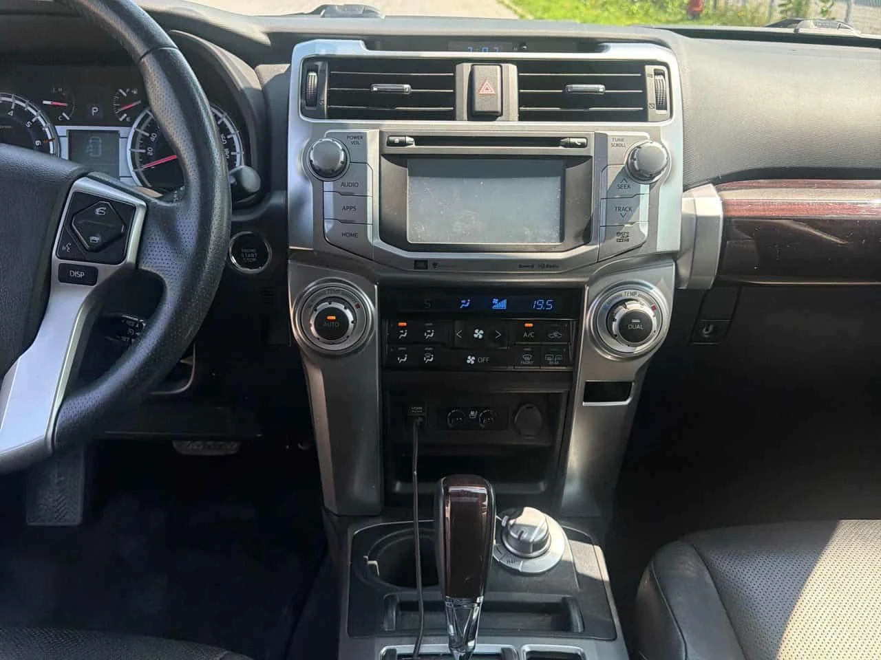 Toyota 4runner * 4WD * CARFAX * ОПЦИЯ ЗА ФИНАНСИРАНЕ, снимка 9 - Автомобили и джипове - 55547376