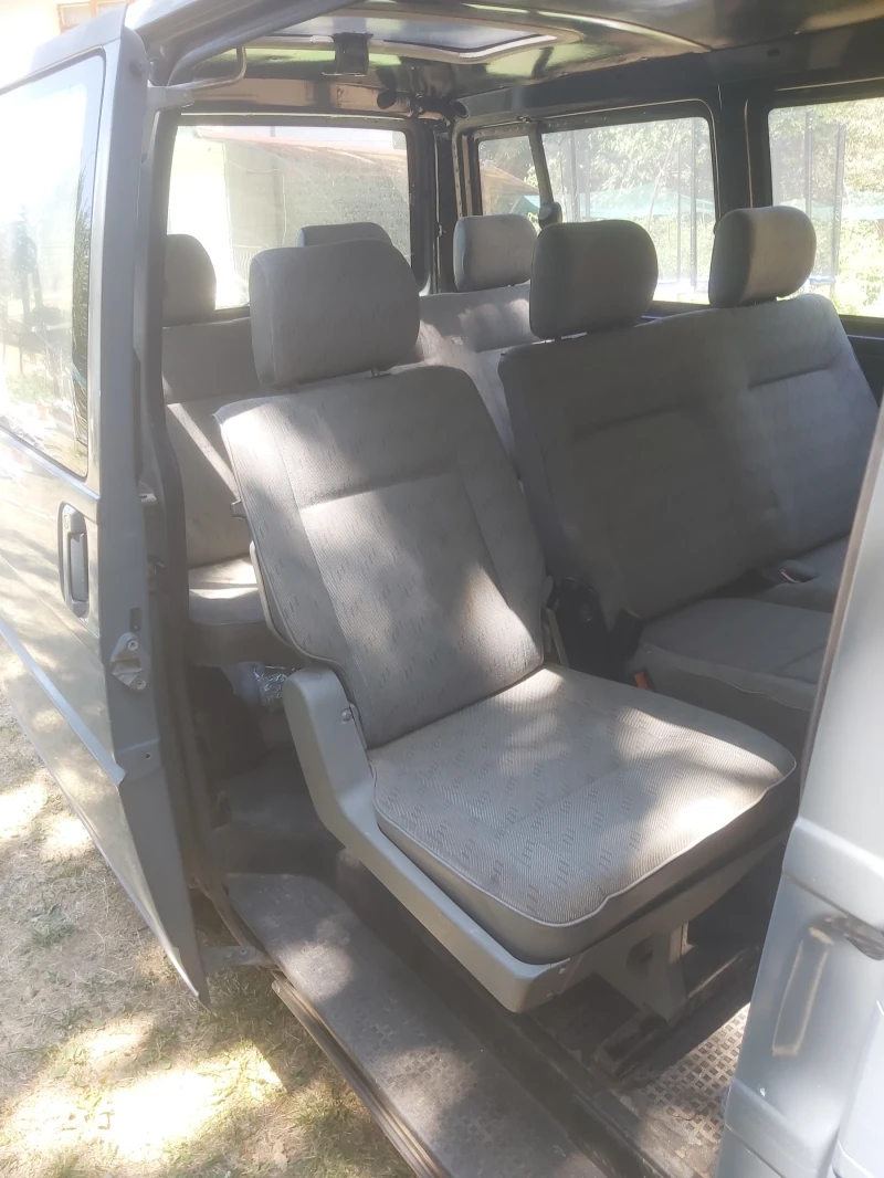 VW Transporter, снимка 9 - Бусове и автобуси - 47346947