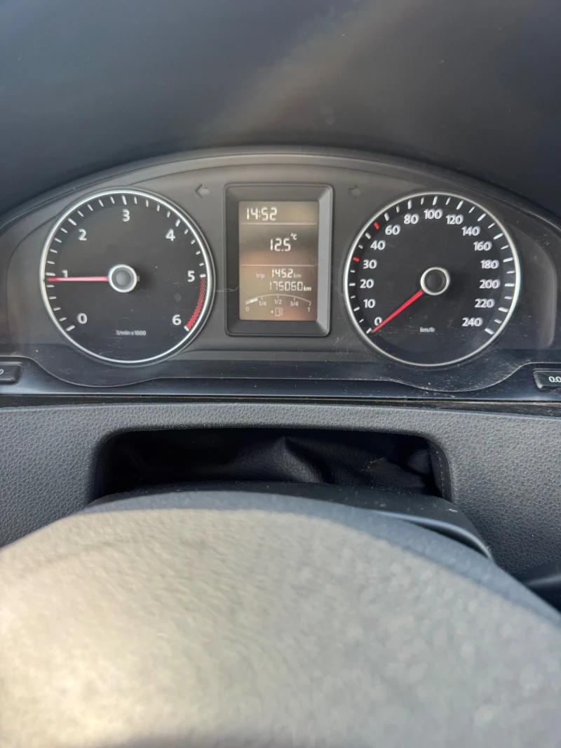 VW T5 8+ 1, снимка 11 - Бусове и автобуси - 53403192