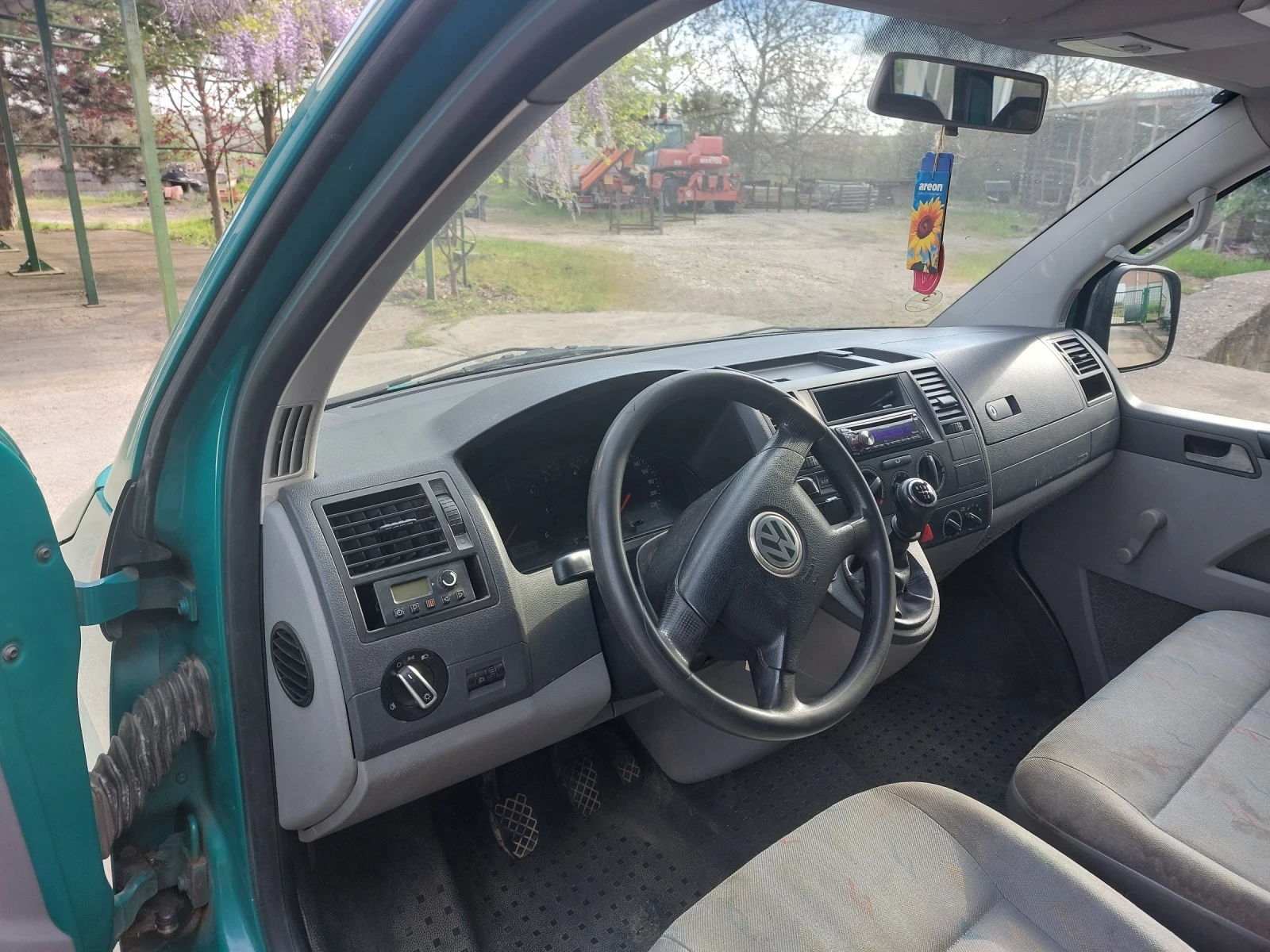 VW Transporter, снимка 5 - Бусове и автобуси - 54261633