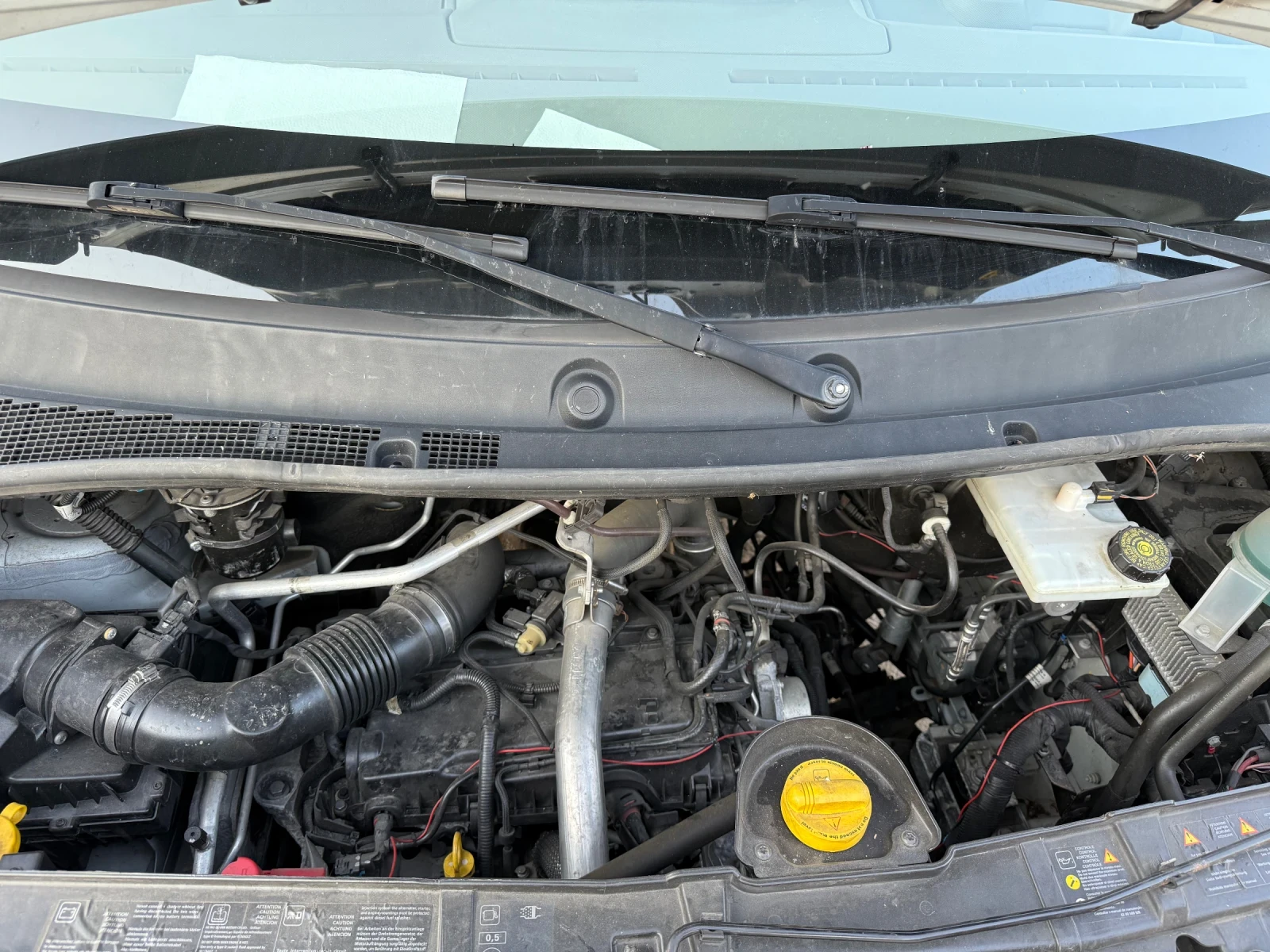 Renault Master 165 кс Швейцария, снимка 10 - Бусове и автобуси - 55546306