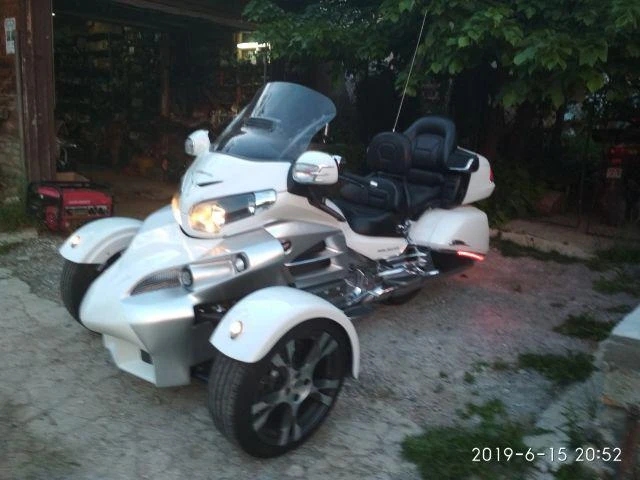 Honda Gold Wing R18 TRIKE  - изображение 2