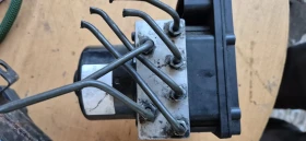 Abs помпа Мерцедес Ц клас, снимка 2