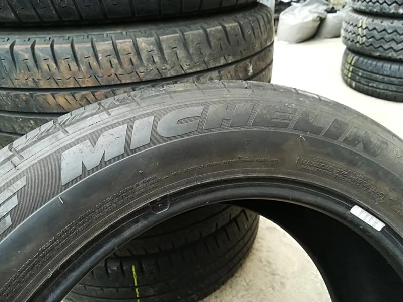 Гуми Летни 235/55R17, снимка 4 - Гуми и джанти - 21506462