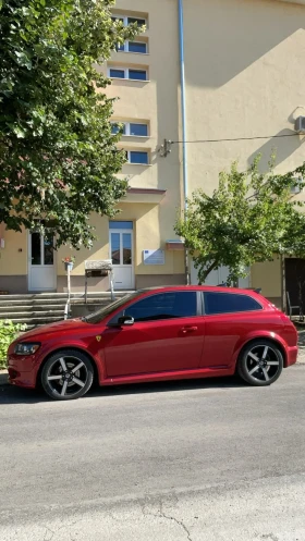 Volvo C30 2.4 D5 R - изображение 7