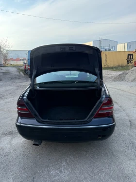 Mercedes-Benz C 220, снимка 4