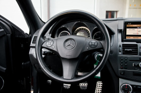 Mercedes-Benz C 320 AMG, снимка 10