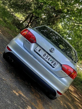 Обява за продажба на VW Jetta 2.0 TDI 140 DSG 2013 ~14 999 лв. - изображение 7