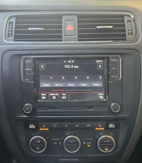 VW Jetta 2.0 TDI 140 DSG 2013 | Mobile.bg    5