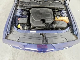 Dodge Challenger SXT, снимка 11 - Автомобили и джипове - 53685569