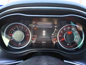 Dodge Challenger SXT, снимка 10 - Автомобили и джипове - 53685569