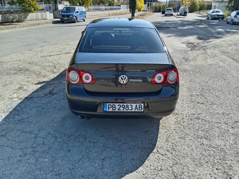 VW Passat, снимка 5 - Автомобили и джипове - 47771977