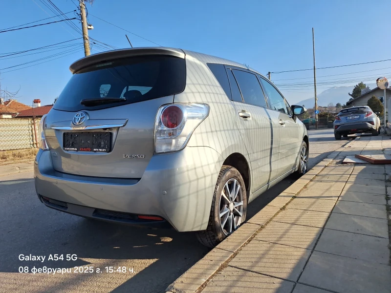 Toyota Verso 1.6 i 150000km EURO5  7 МЕСТА, снимка 7 - Автомобили и джипове - 49025895