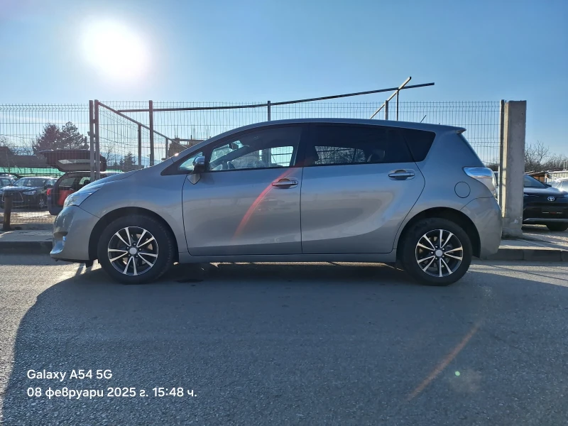 Toyota Verso 1.6 i 150000km EURO5  7 МЕСТА, снимка 4 - Автомобили и джипове - 49025895