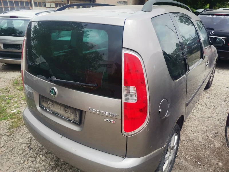 Skoda Roomster 1.2htp 70кс BZG, снимка 5 - Автомобили и джипове - 50239432