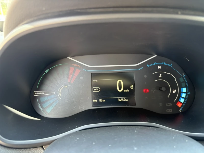 Dacia Spring 26.8 kWh, снимка 10 - Автомобили и джипове - 51455392