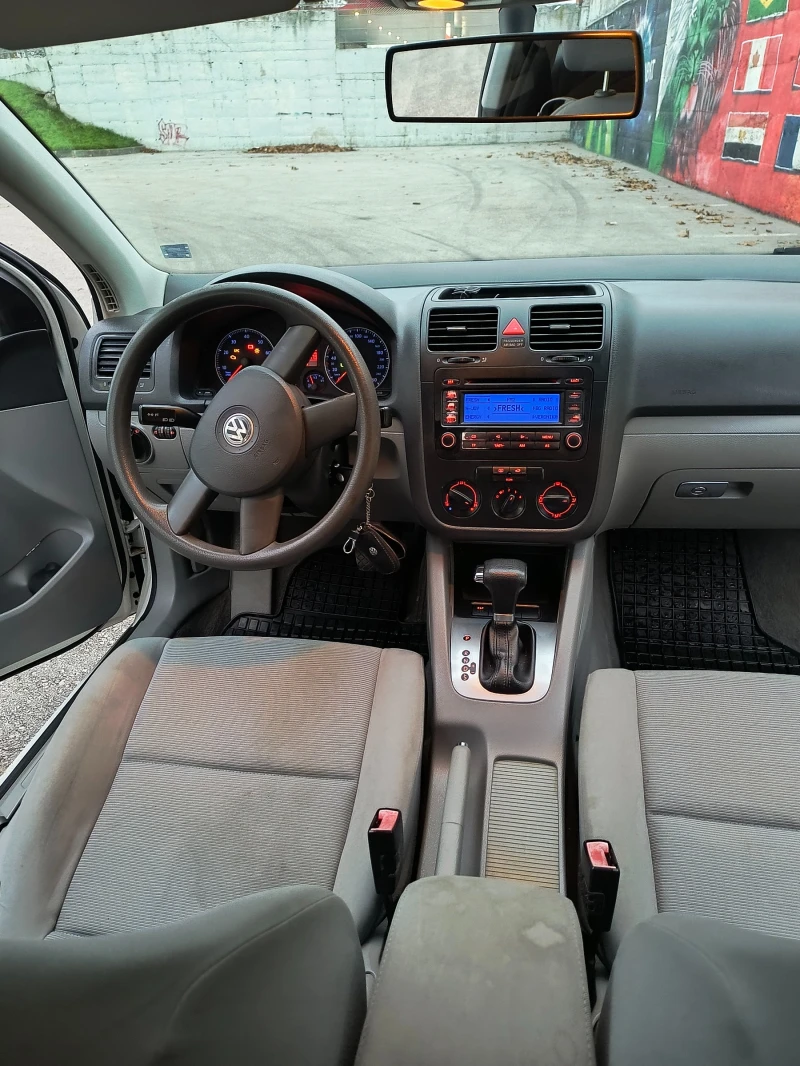 VW Golf  , снимка 7 - Автомобили и джипове - 52786682