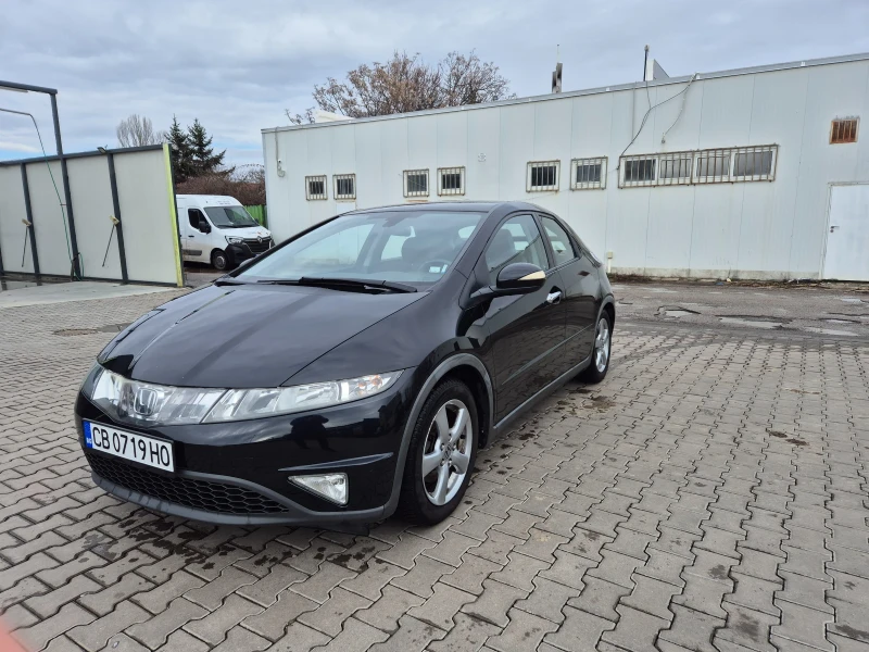 Honda Civic 1.8i v-tec, снимка 3 - Автомобили и джипове - 53463012