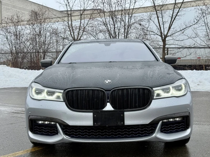 BMW 750 M-PACK* SHODOWLINE* BLACK OPTIK* HARMAN* МАСАЖ* 36, снимка 2 - Автомобили и джипове - 53595392