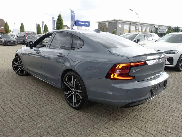 Volvo S90  T8 AWD Recharge Ultimate, снимка 3 - Автомобили и джипове - 47589138