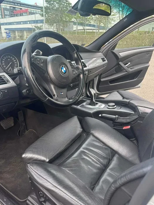 BMW 530, снимка 5 - Автомобили и джипове - 53620673