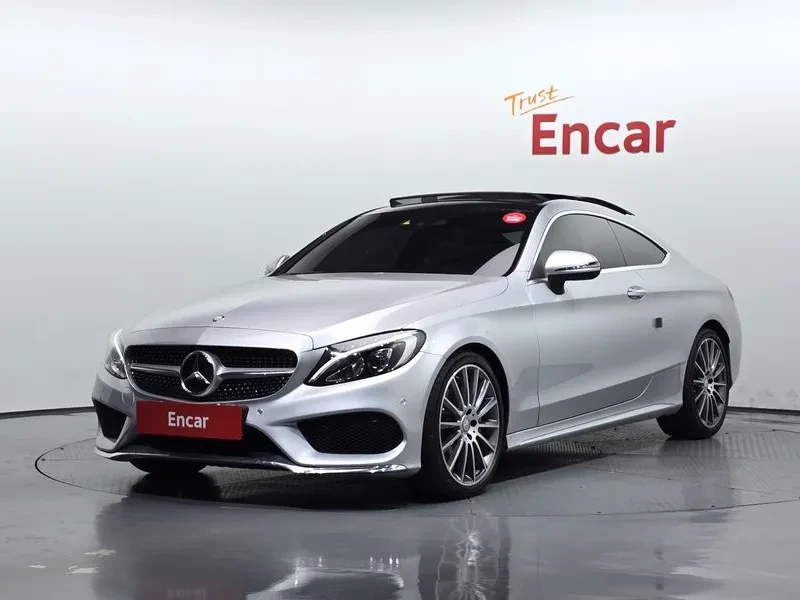 Mercedes-Benz C 200 COUPE