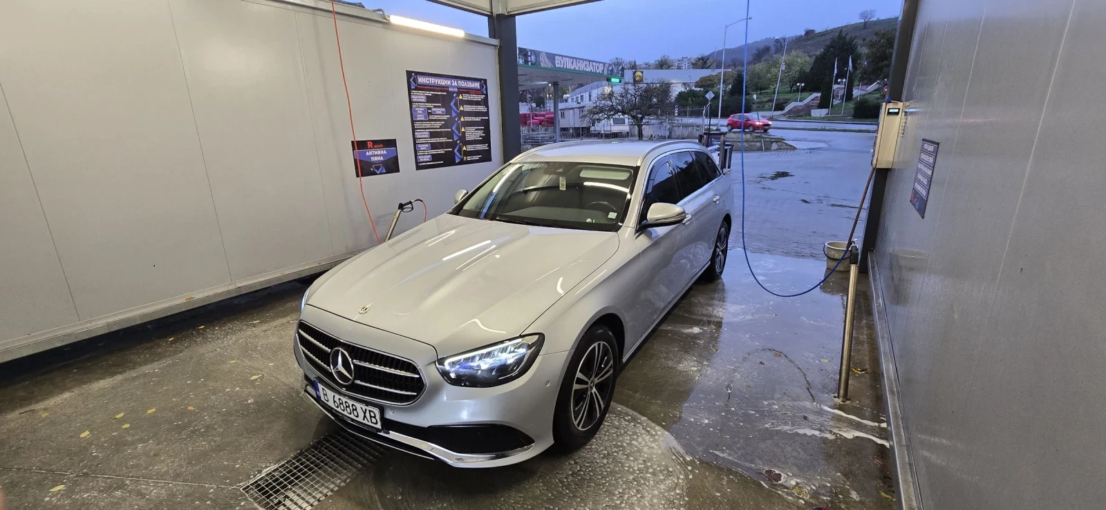 Mercedes-Benz E 220 4matic         Avangarde, снимка 1