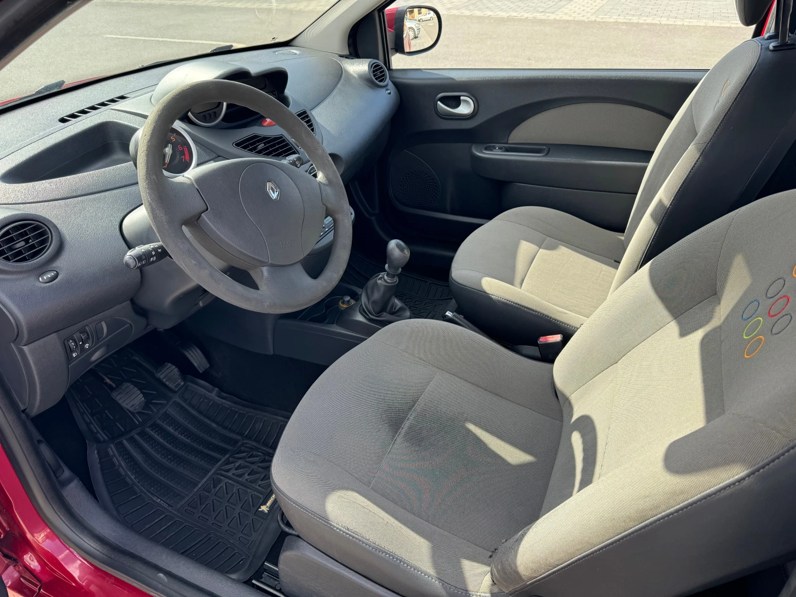 Renault Twingo 1.2 - изображение 7