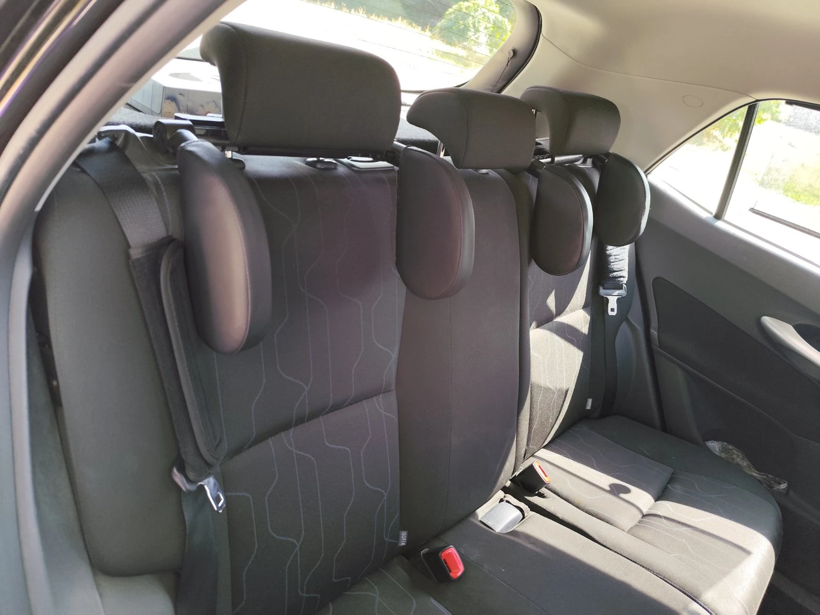 Toyota Auris  - изображение 10