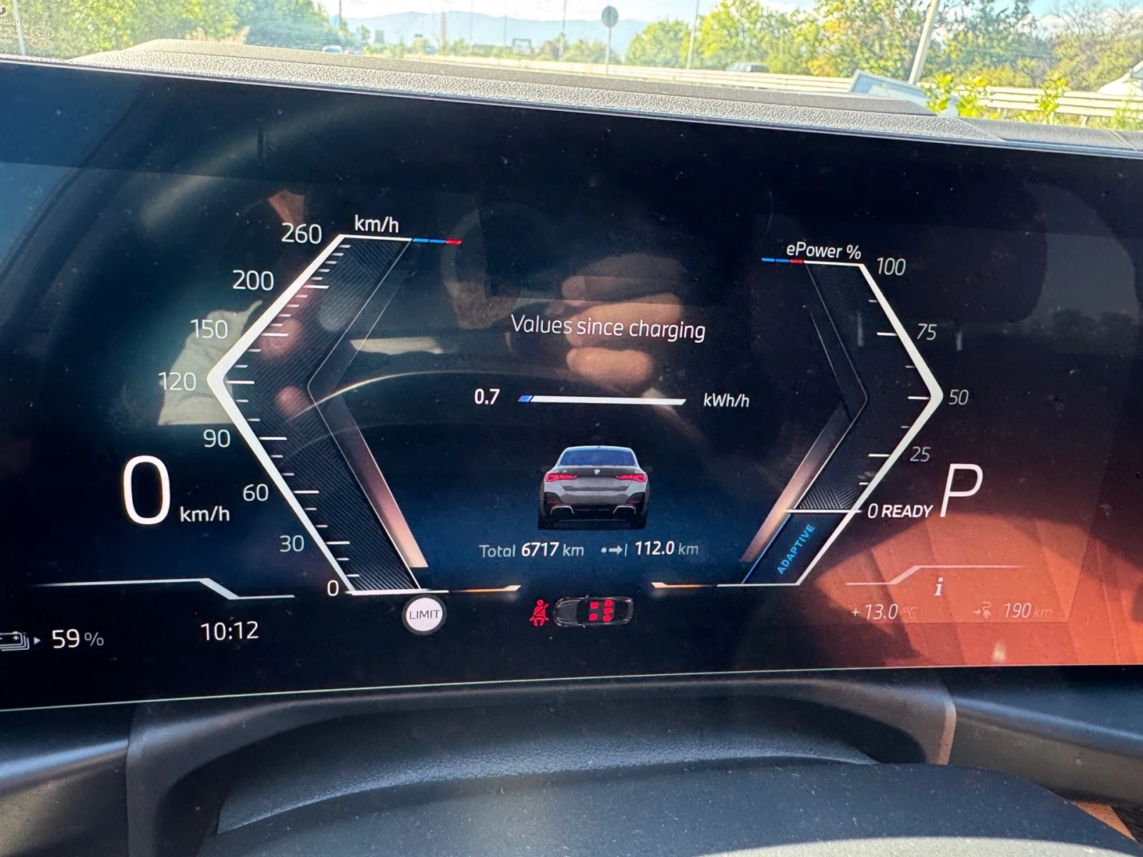 BMW i4 xDrive40 Гран Купе - изображение 6