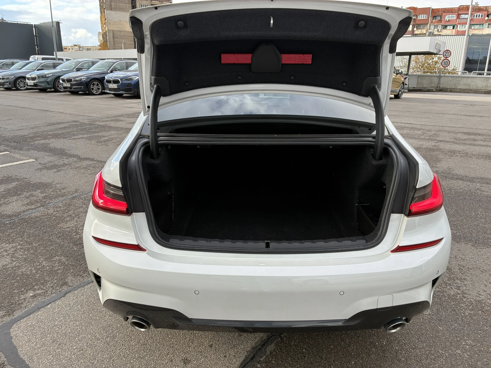 BMW 320 d XDRIVE | Mobile.bg   13