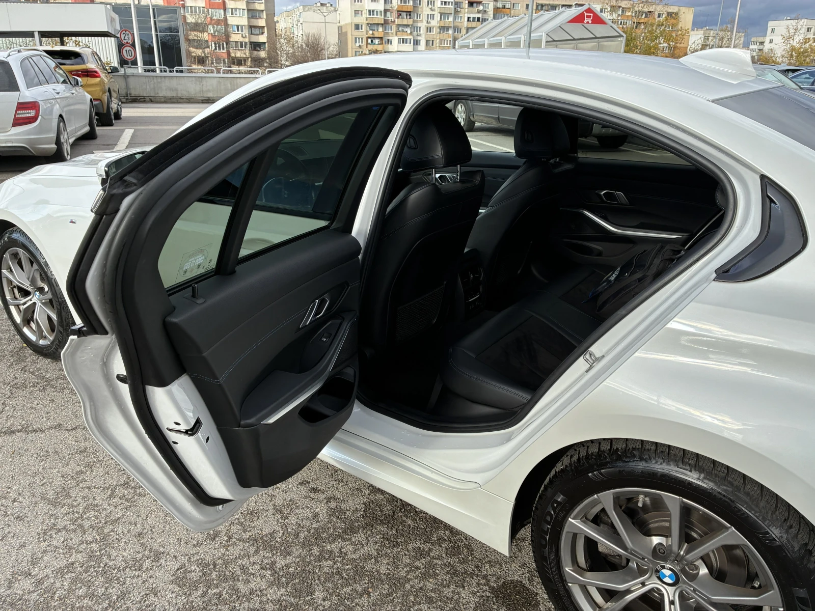 BMW 320 d XDRIVE - изображение 10